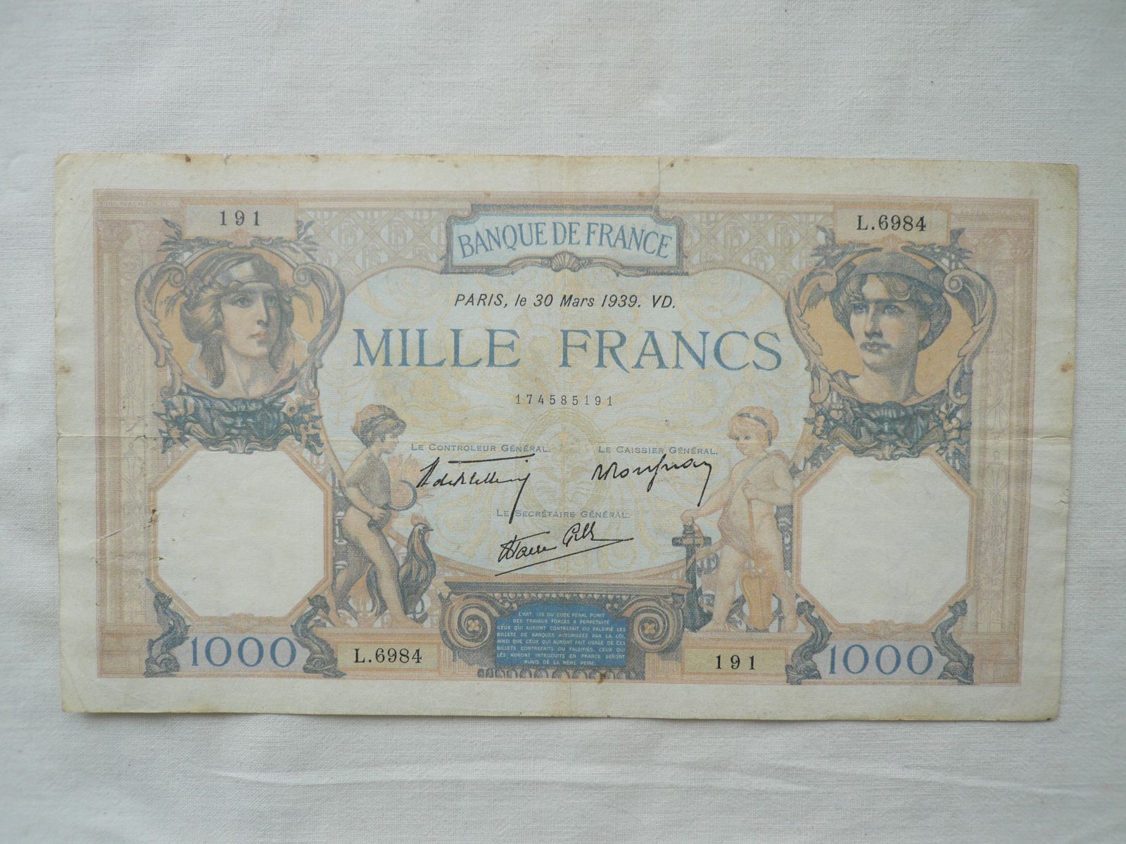 1000 Frank, 1939, Francie