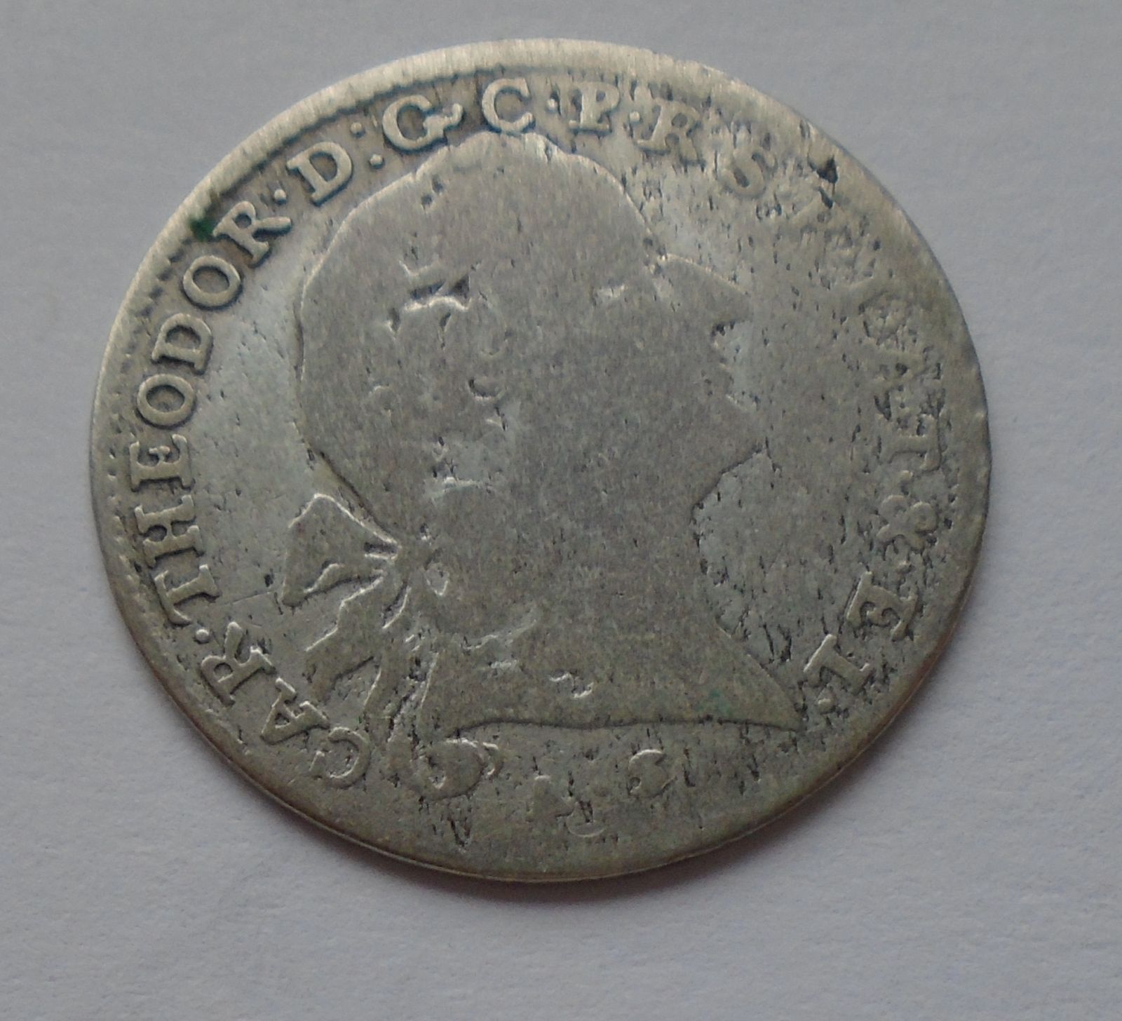 FALZ 10 Krejcar 1766 Karel Theodor