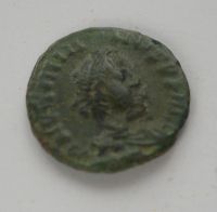AE-4, věnec, Valentinianus II., 375-92, Řím-císařství