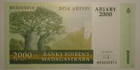 Madagaskar 2 000 Ariary zelená strom