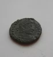 AE 3, Constantinus II., 337-61, Řím císařství