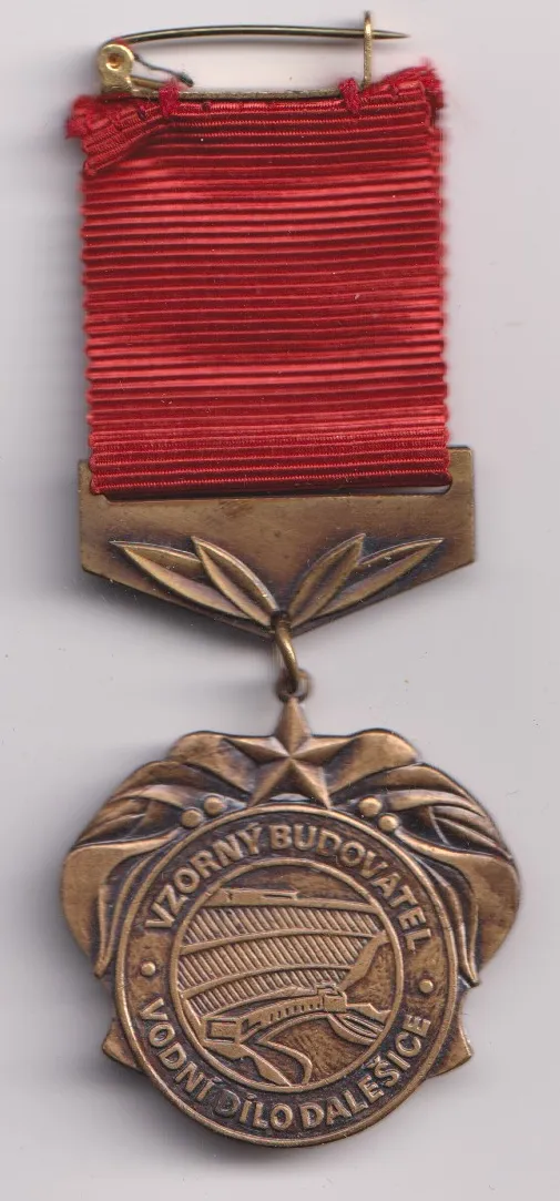 vzorný budovatel vodního díla Dalešice,ČSSR