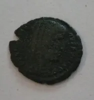 AE-15, Constantinus I., císař vpravo, Řím-císařství