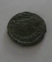 AE-16, hlava s korunou, 198-217 Caracalla, Řím-kolonie