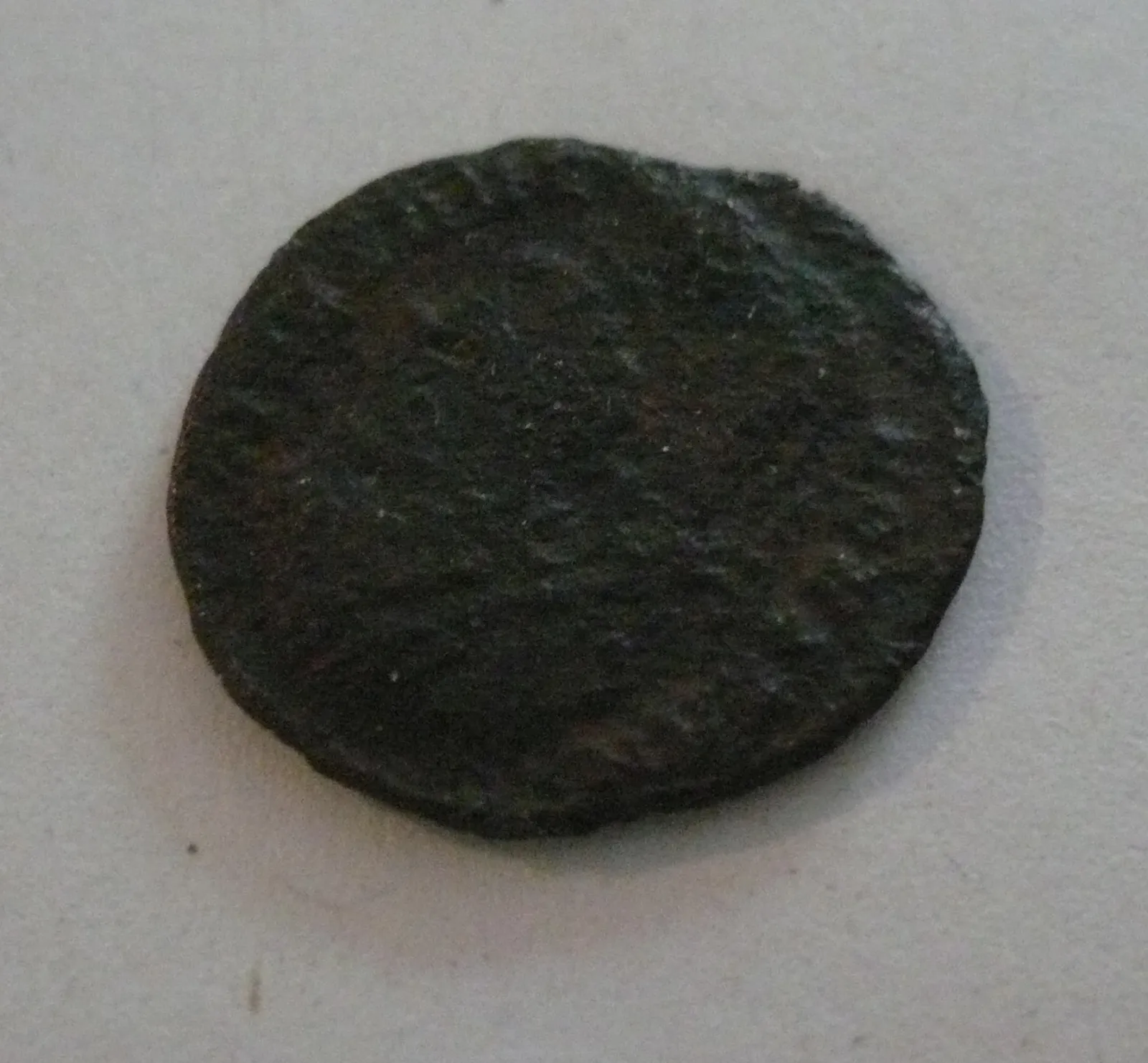 AE-18, Constantinus I., 307-37, věnec, Řím-císařství