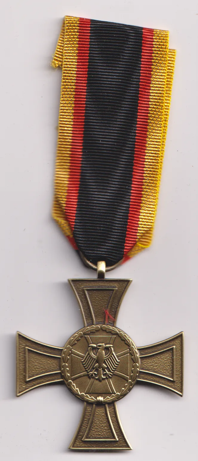 Záslužný kříž.,NSR