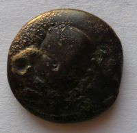 Řecko Thesalia AE 18 360-25 př.n.l. hlava LARISSY jezdec
