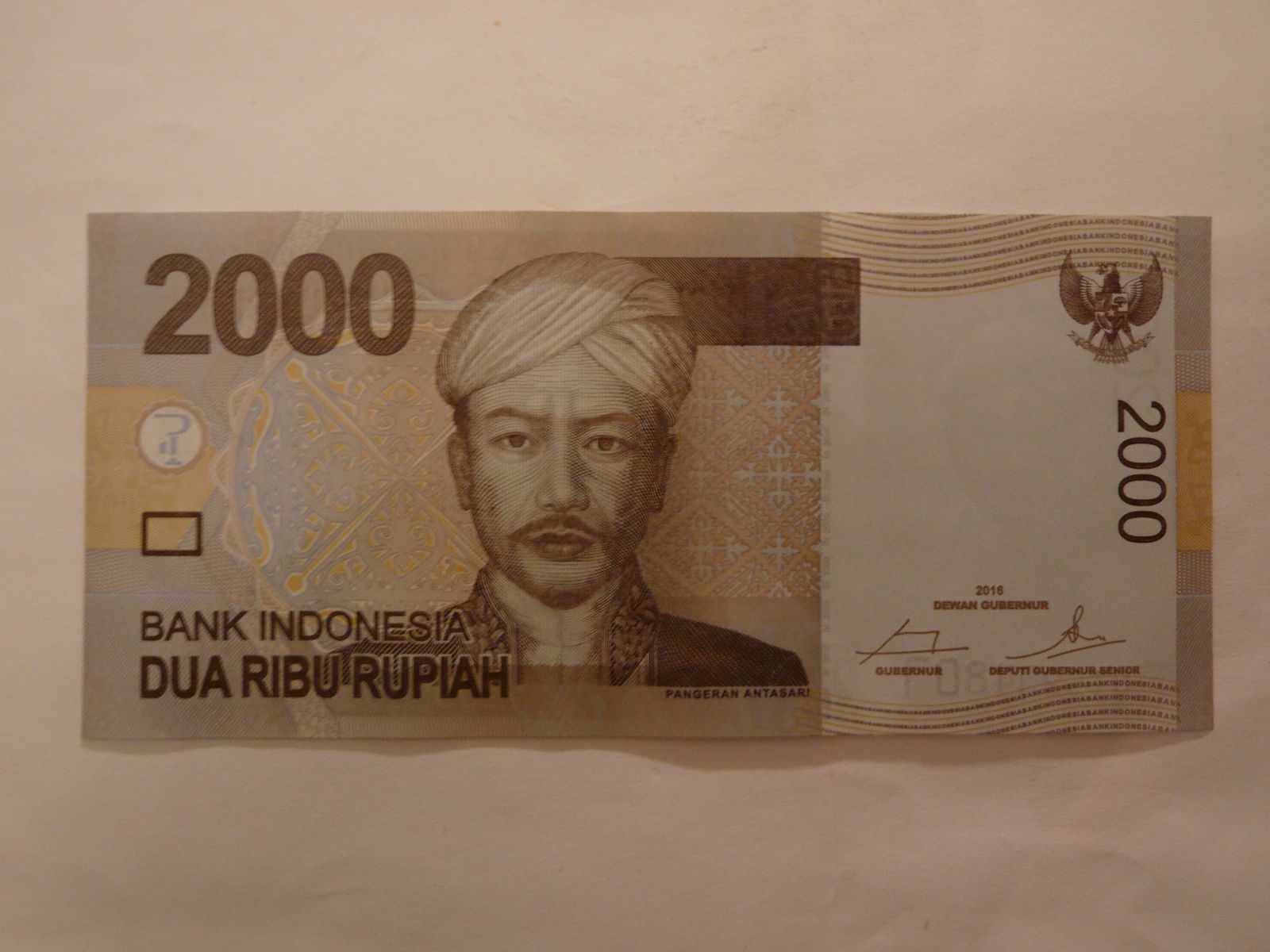 2000 Rupií, 2016, Indonésie