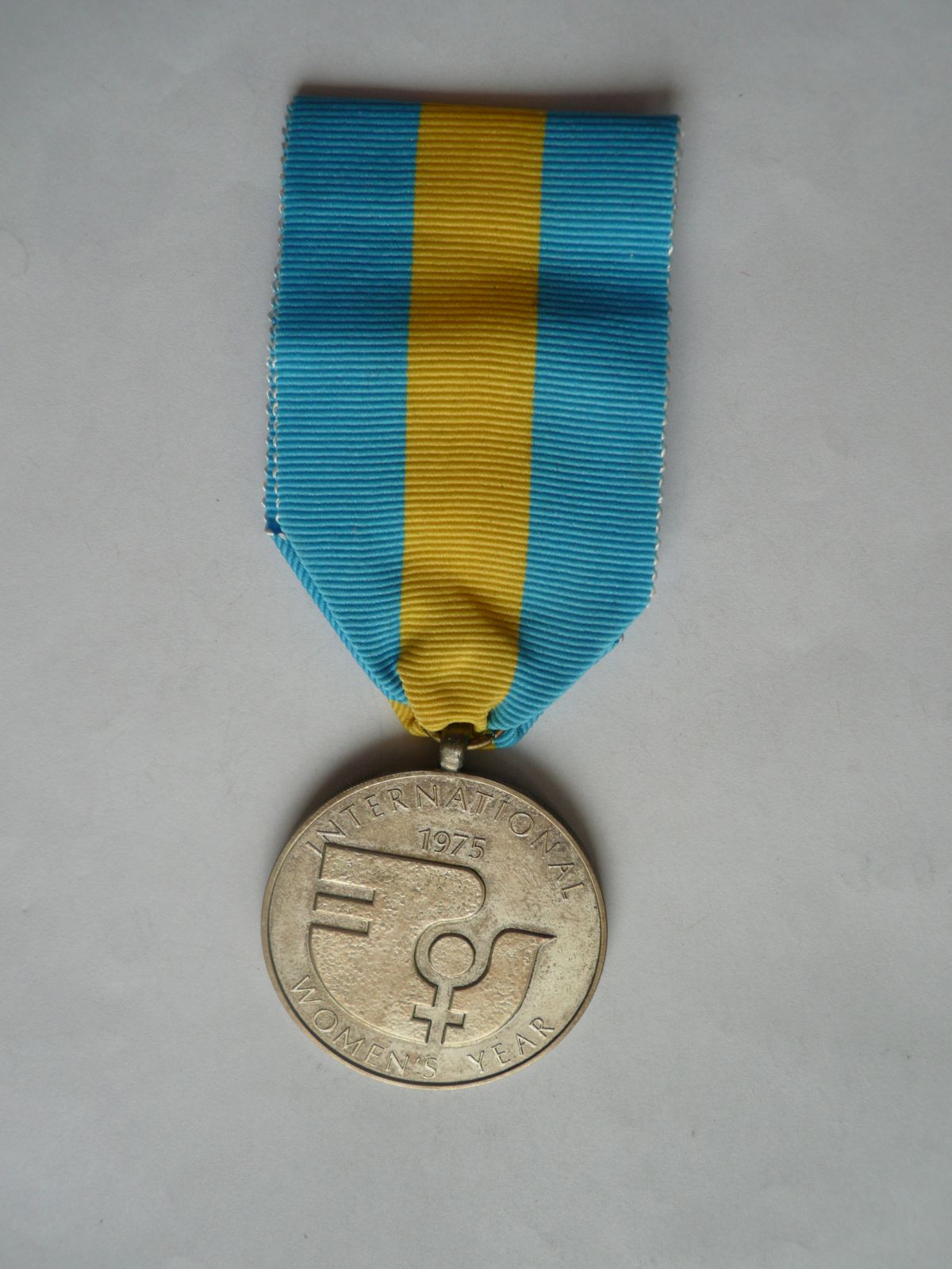 medaile Spojených národů 1975